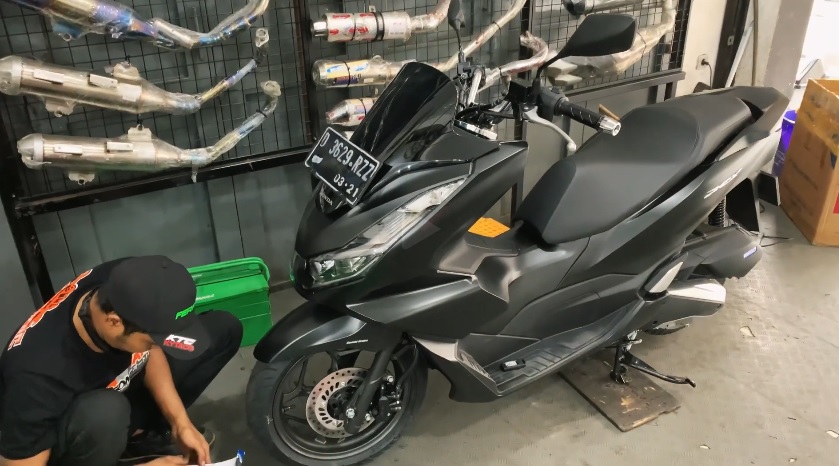 Begini Modifikasi Tampilan Honda PCX 160 untuk Pertama Kali