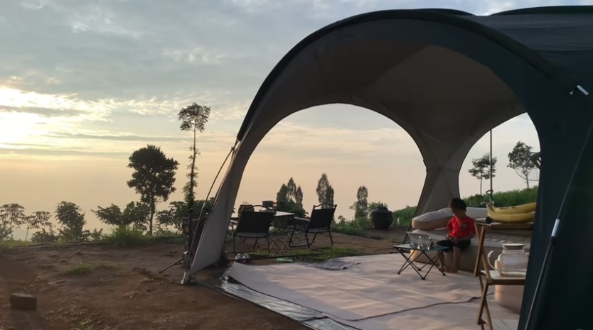 Cari Spot Camping Terbaik di Magelang? 4 Lokasi Ini Bisa Jadi Pilihan