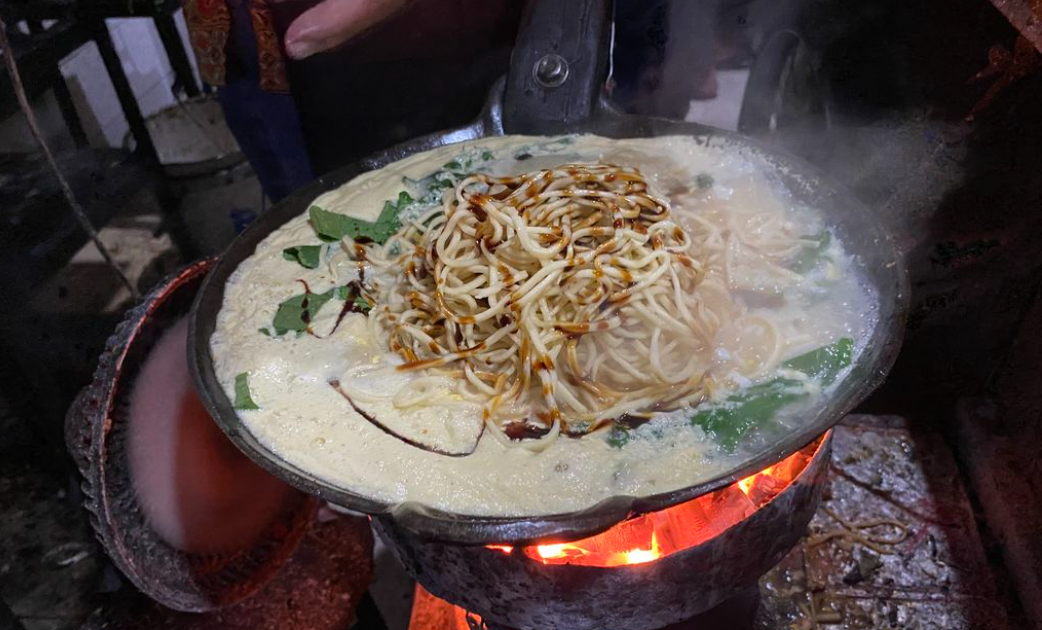 Kuliner Halal Semarang yang Terkenal dan Hits, Saya Makan di Sini Ketagihan!