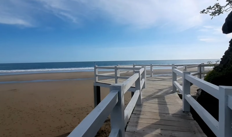 Spot Fotografi Alam Terbaik di Kebumen dengan Latar Unik-unik