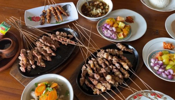 Alasan Sate Batibul Tegal Sering Diburu para Wisatawan dan Pecinta Kuliner