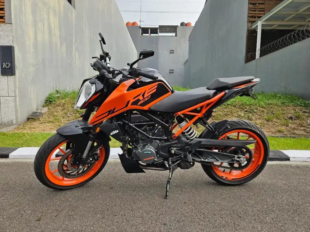 Intip Harga Motor KTM Update 2024, Mulai Rp43,50 Juta  