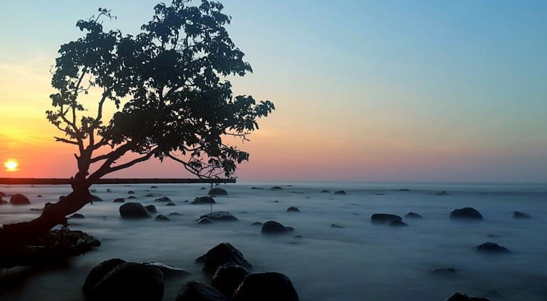 5 Wisata Alam Tersembunyi di Batang yang Bikin Takjub