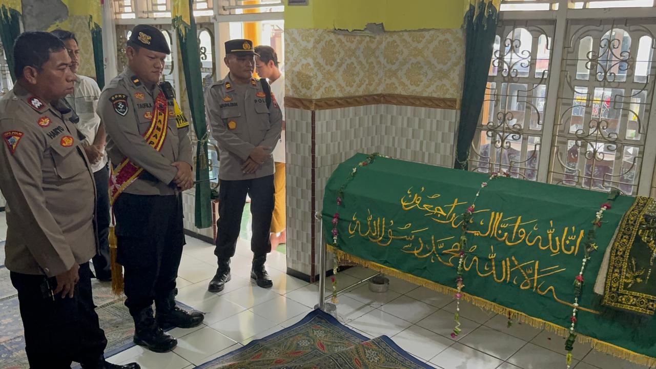 Pria di Tegal Ditemukan Meninggal dalam Kamar, Polisi Temukan Secarik Kertas Berisi Tulisan Tangan