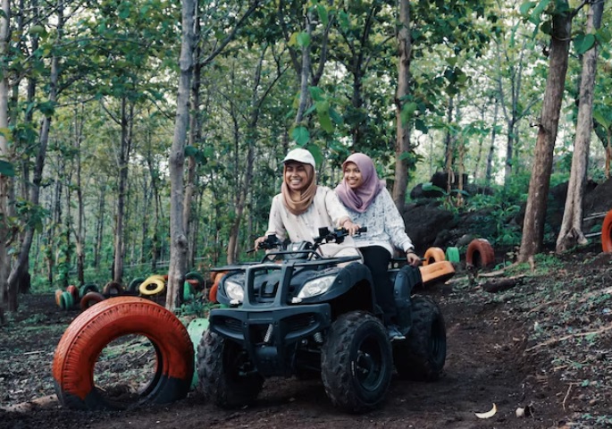 5 Tempat Uji Adrenalin di Guci Tegal yang Menantang