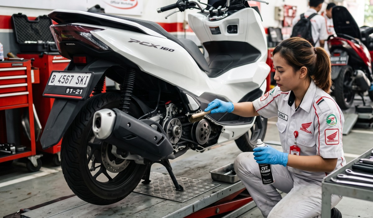 Awas Geredek! Ini Tips Merawat CVT Honda PCX 160 Agar Tarikan Tetap Halus dan Responsif
