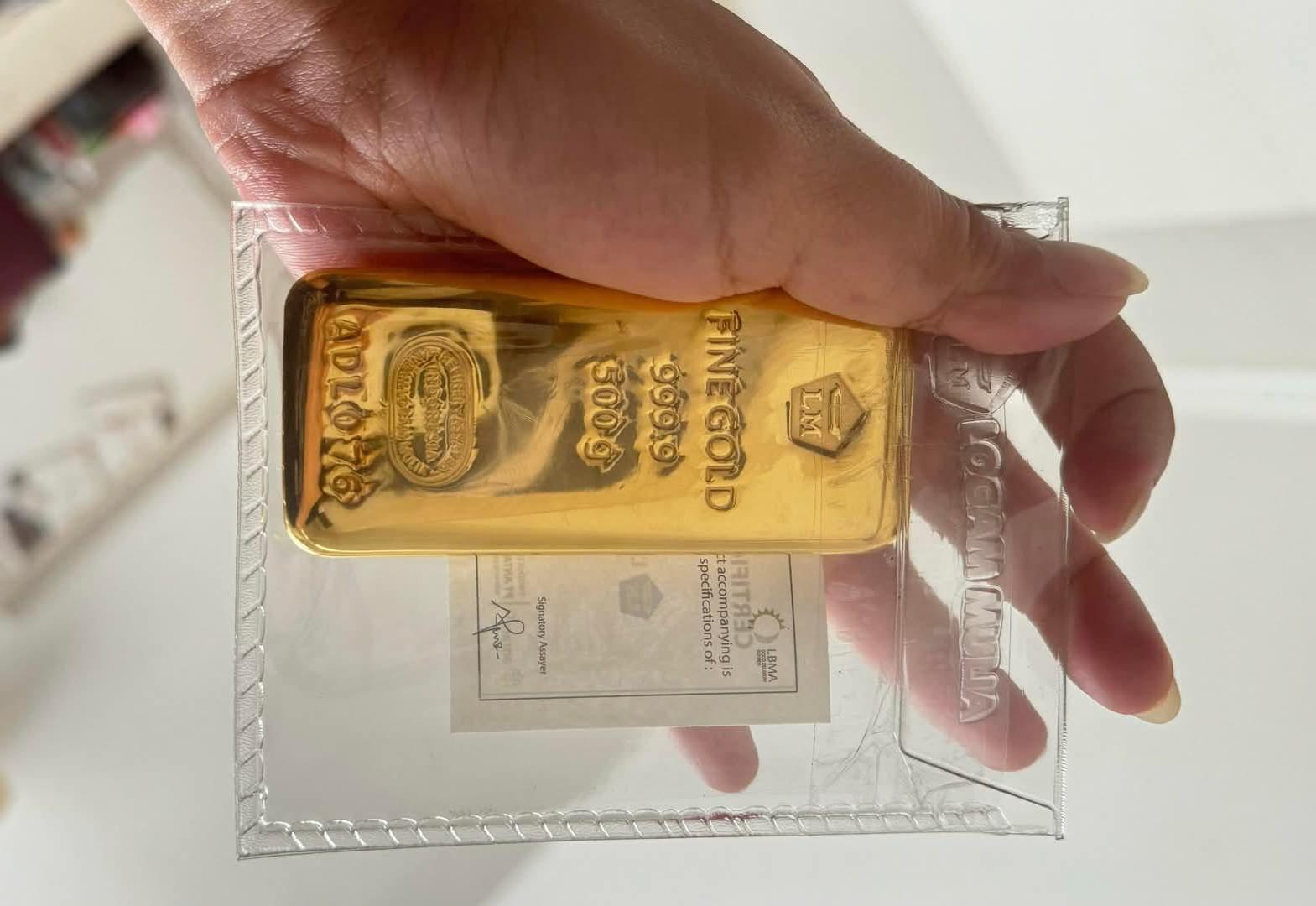 Sempat Turun, Harga Emas Antam Logam Mulia Hari Ini 26 April 2025 Kembali Naik Rp18 Ribu 