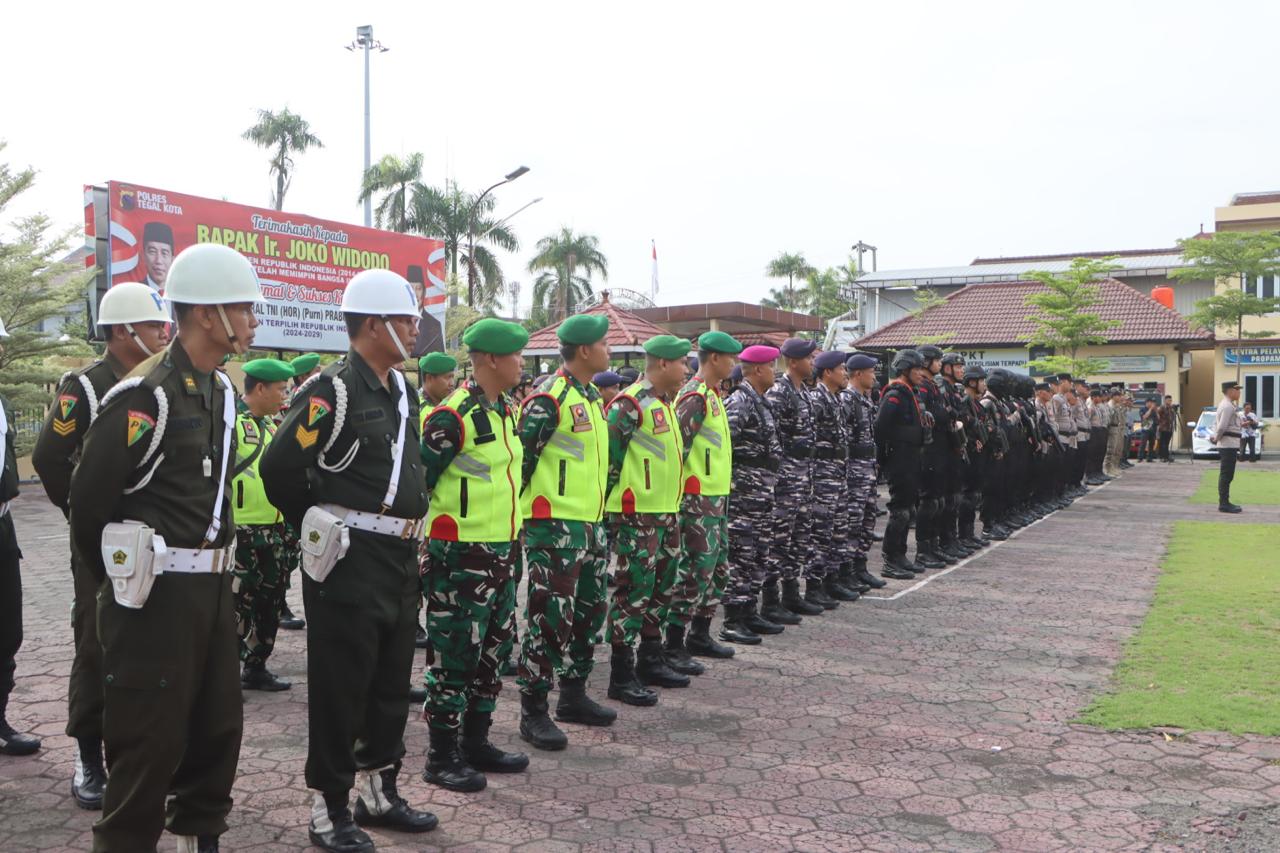 283 Personel Gabungan Disebar Amankan Coblosan Pilkada 2024 di Tegal