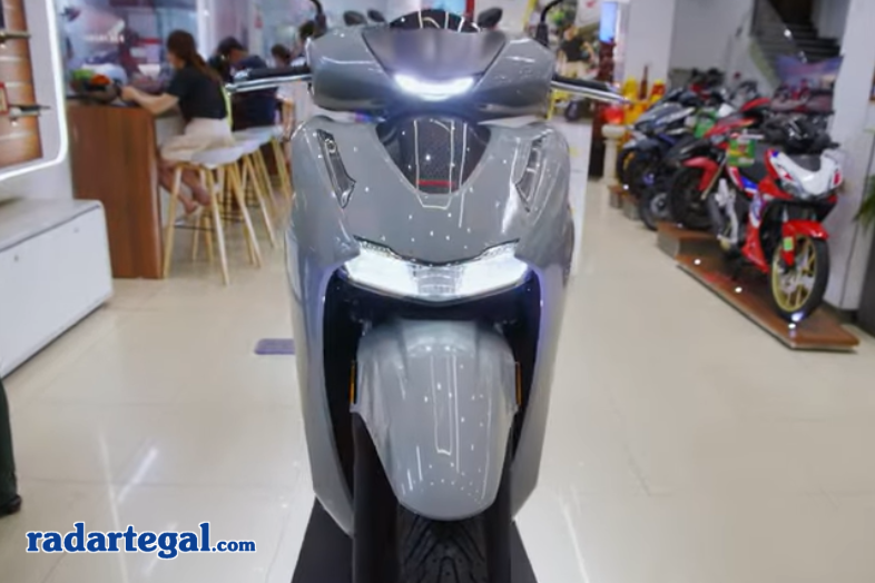 Honda SH350i 2025, Bodi Ramping Desain Eropa dengan Mesin yang Lebih Bertenaga