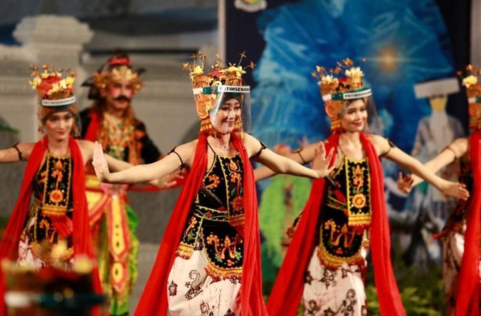 6 Tarian Unik Jawa Tengah yang Wajib Kamu Tonton Minimal Sekali Seumur Hidup