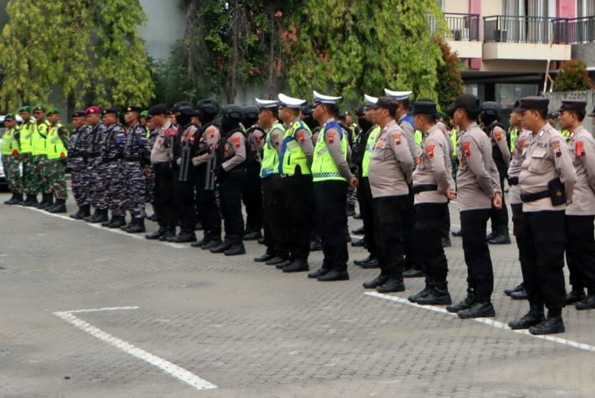 Rapat Pleno Terbuka Rekapitulasi Hasil Perolehan Suara Pilkada 2024 di Tegal Dijaga Ketat Aparat TNI-Polri