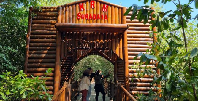 Tempat Wisata Keluarga Terbaru di Surabaya buat Libur Akhir Pekan sama Keluarga