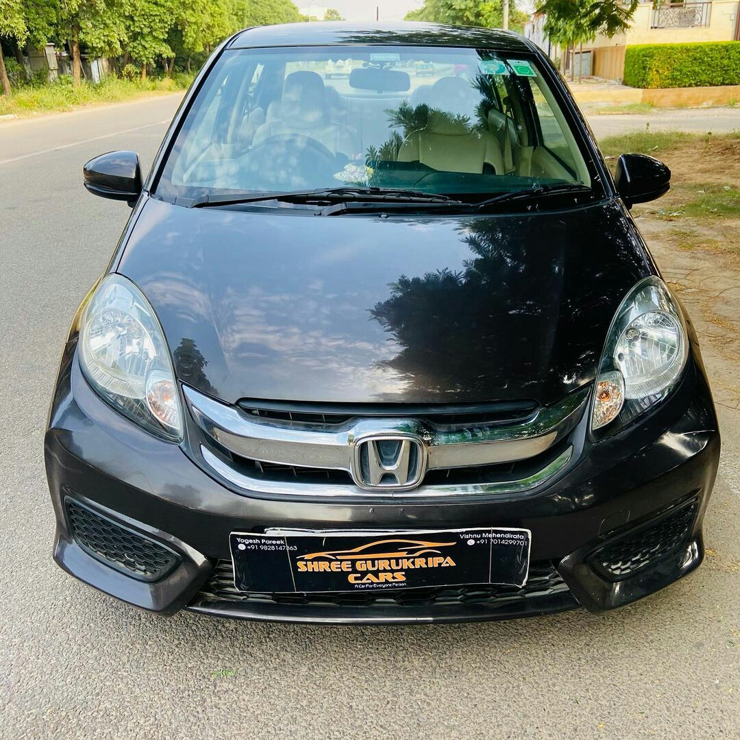 7 Alasan Pilih  Honda Amaze 2023.  Ada Dua Pilihan Mesin Bensin 1.2 L dan Mesin Diesel 1.5L Turbocharged