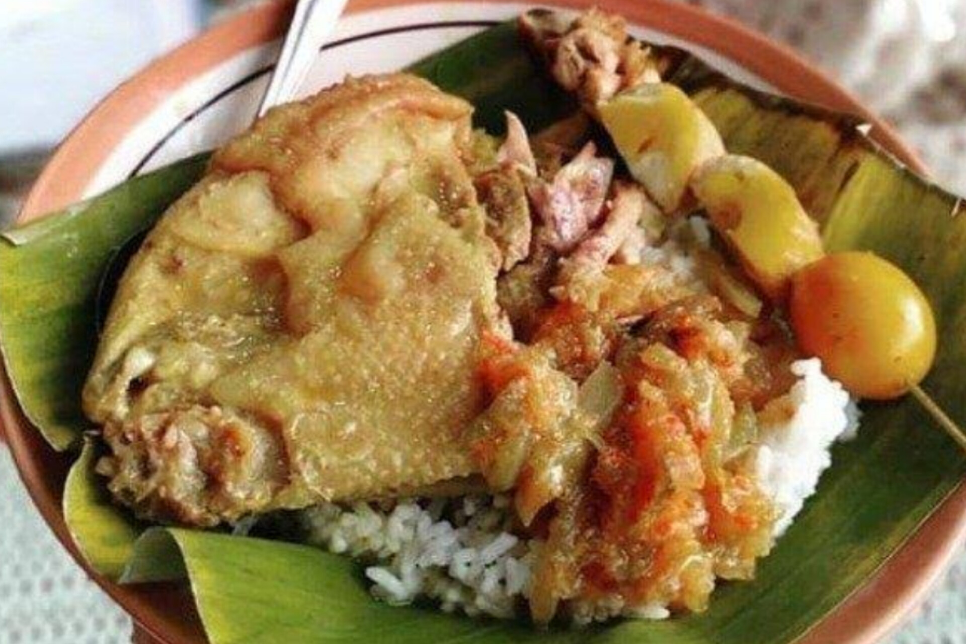Nikmati 4 Kuliner Lezat di Simpang Lima Semarang, Ada Tahu Gimbal dan Lumpia Khas Kota Atlas