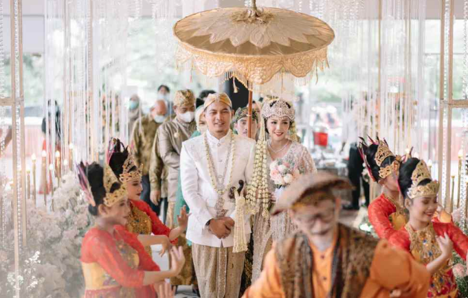 Dilarang Menikah dengan Suku Jawa? Ini Mitos Sunda yang Masih Dipercaya Masyarakat