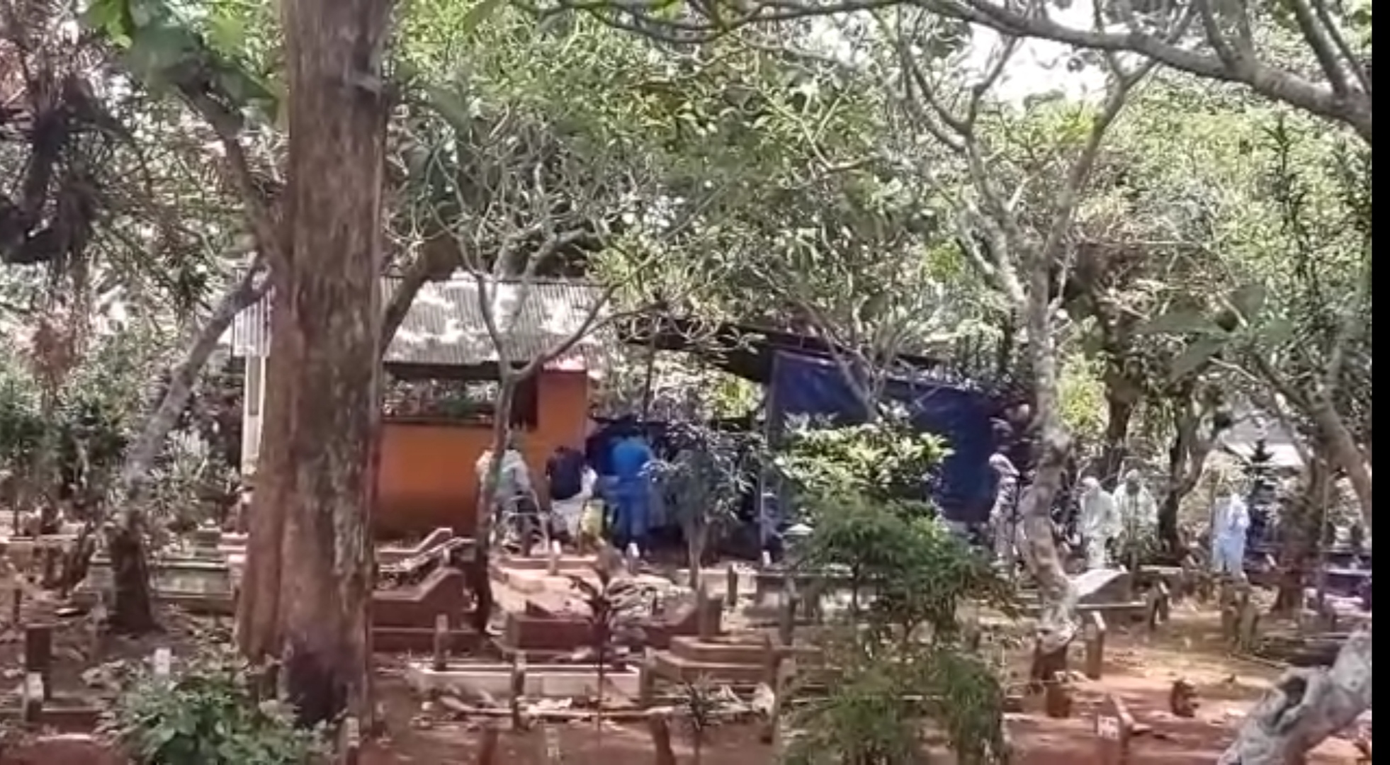 Makam Pelaku Pengeroyokan Driver Ojol di Semarang Dibongkar, Polisi Lakukan Otopsi Jenazah