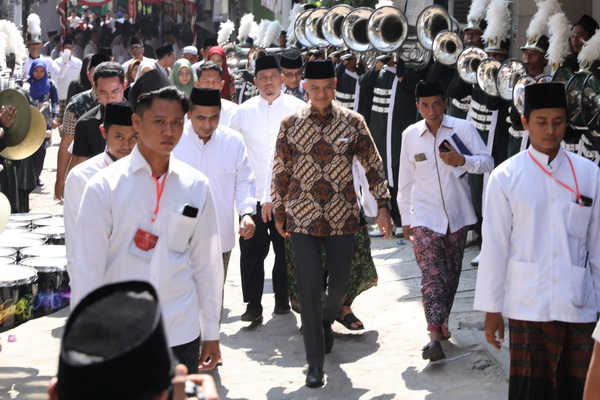 Bertemu Ganjar di Rembang, Masyayikh dan Habaib se Indonesia Bahas Pendidikan Hingga IKN