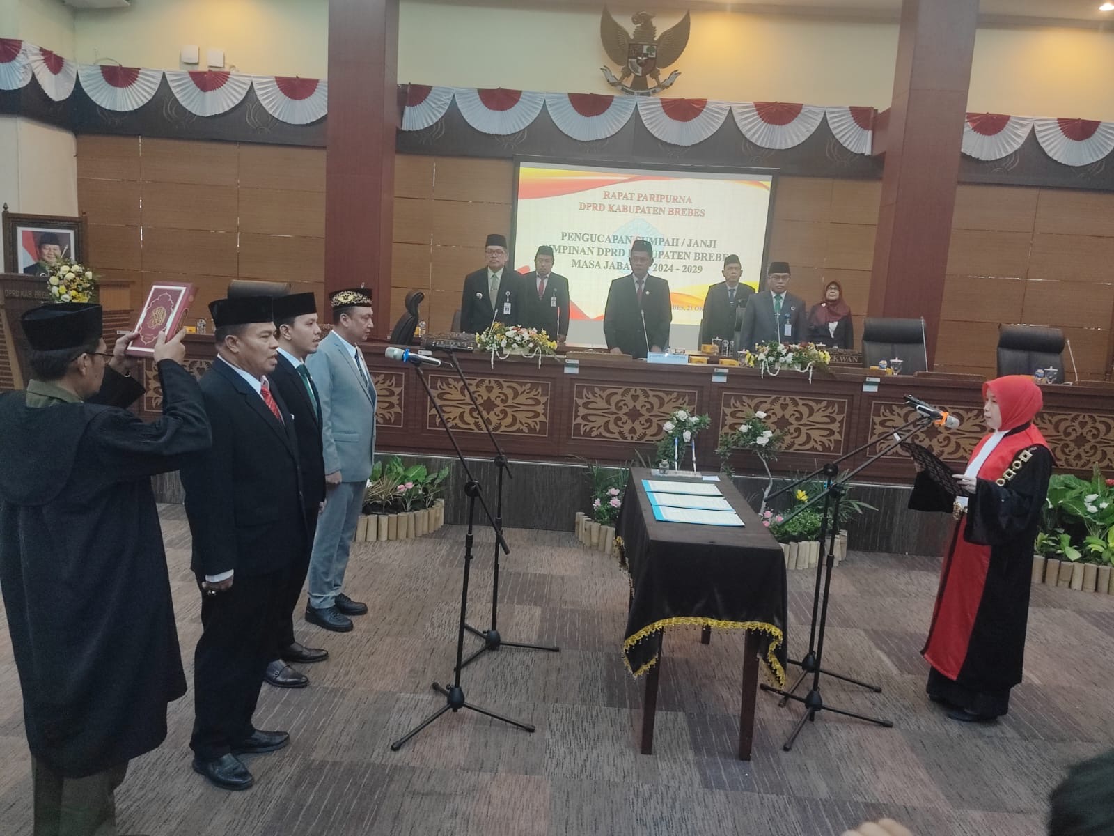 Pimpinan DPRD Brebes Resmi Dilantik, Dua Wakil Ketua Diisi Wajah Baru