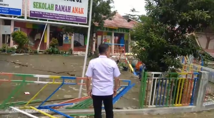 Update Bencana Padasari Tegal: Ratusan Rumah Rusak, Siswa SDN 01 Terpaksa Pindah Sekolah