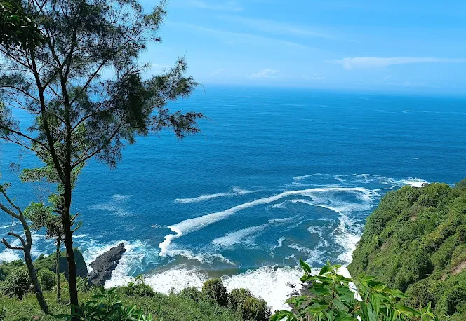 8 Tempat Healing Murah di Kebumen dengan Spot Foto Estetik, Bikin Pikiran Fresh 