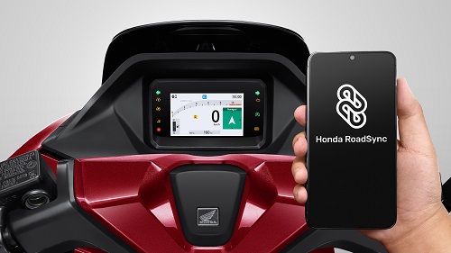 Fitur Teknologi Honda PCX Roadsync Solusi Cerdas #Cari_Aman Kurangi Distraksi Smartphone