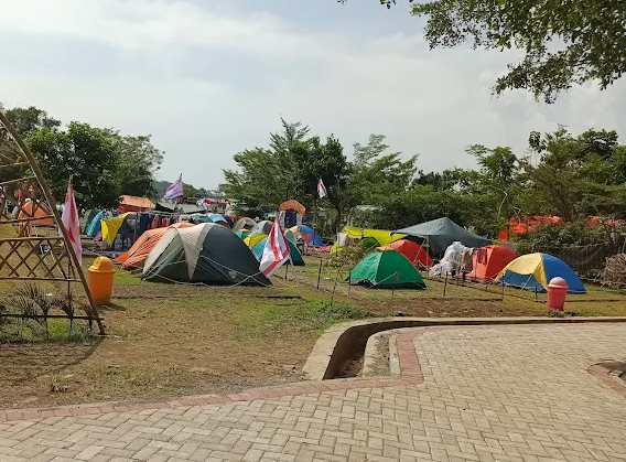 10 Tempat Camping di Semarang Dekat Kota, Alam Sejuk, Akses Mudah dan View Keren
