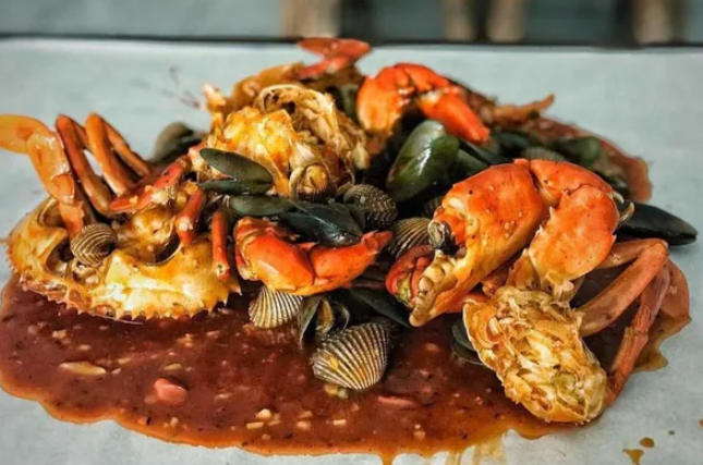 Daftar Tempat Makan Seafood Enak di Semarang yang Ramai Dikerubungi Wisatawan