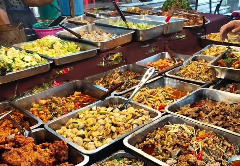 10 Daftar Menu Warteg yang paling Laris, Bisa jadi Rekomendasi Makan Siang Anda