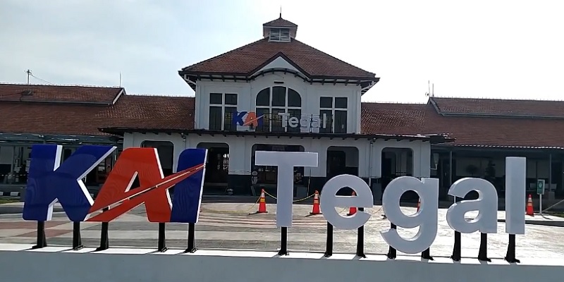 Sederet Fakta Unik Stasiun Tegal yang Jarang Diketahui Wisatawan