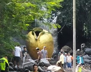 Guci Tegal Diterjang Banjir Bandang, Aktivis Bongkar Dugaan Kerusakan Hutan