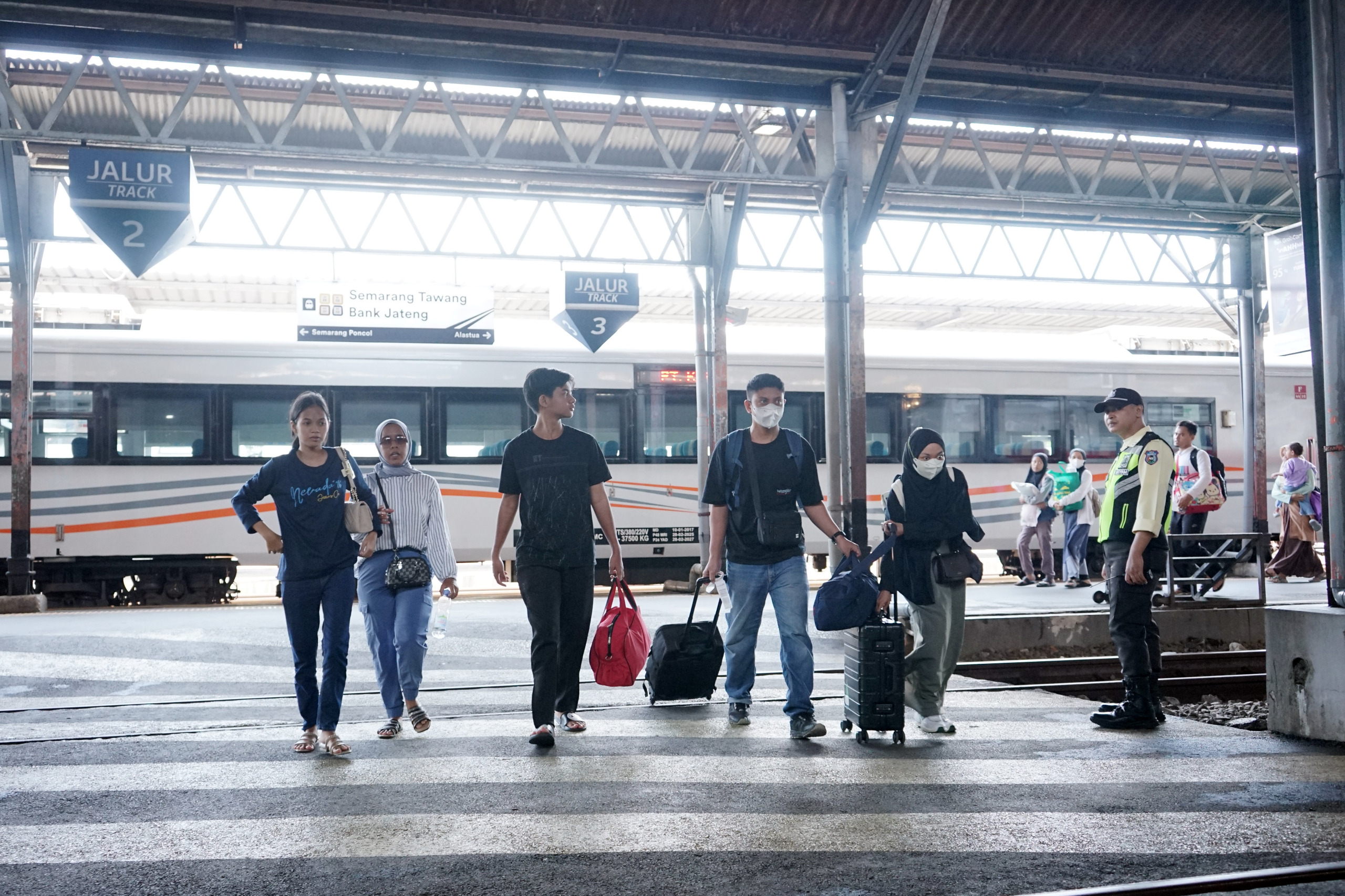 Antisipasi Lonjakan Penumpang, 86.521 Tiket Kereta Api Disiapkan PT KAI Selama Libur Panjang Waisak 2025