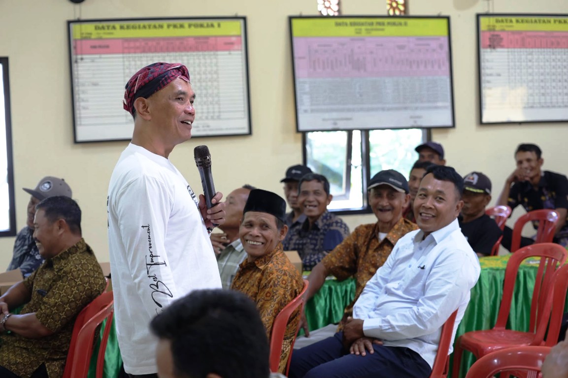 Jurus Ketua DPRD Jateng Atasi Krisis Petani Muda di Karanganyar