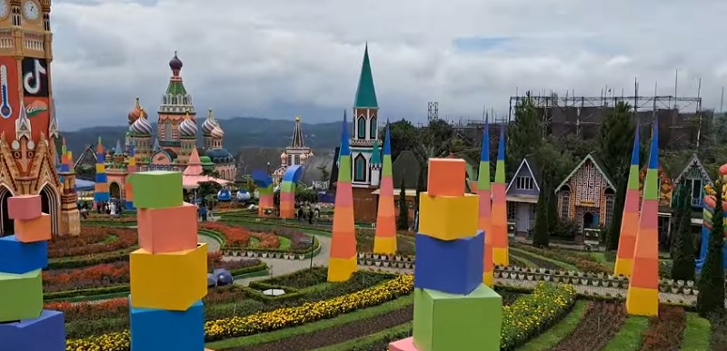 7 Ide Liburan Keluarga Seru di Semarang yang Hemat Budget