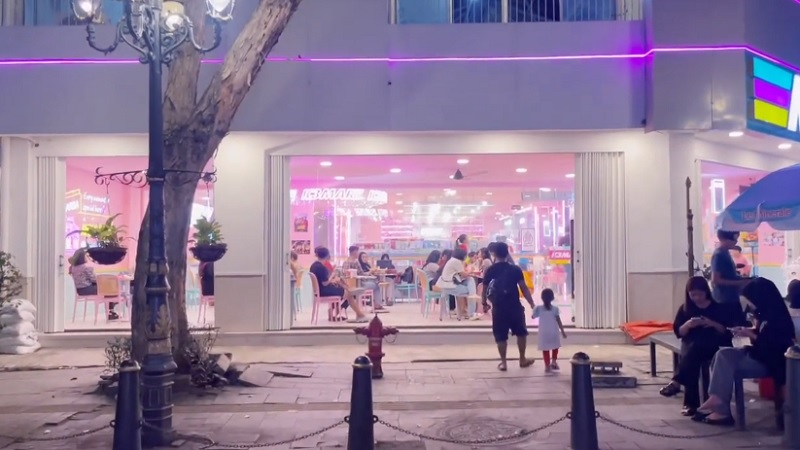 10 Tempat Makan Modern di Kota Lama Semarang Favoritnya Pelancong