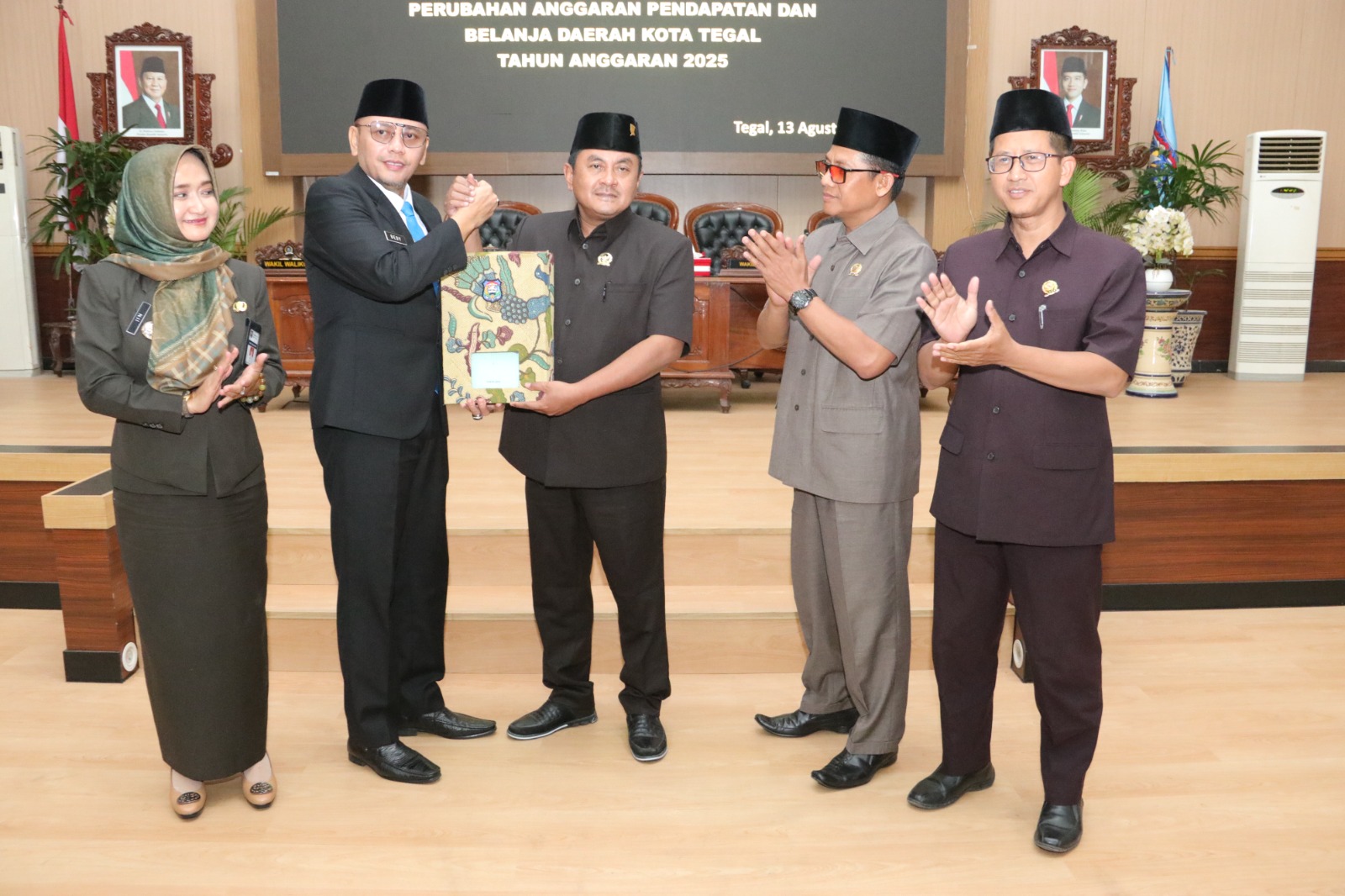 Pendapatan Daerah Direncanakan Sebesar Rp1,21 Triliun dalam APBD Kota Tegal 2025 Ubahan