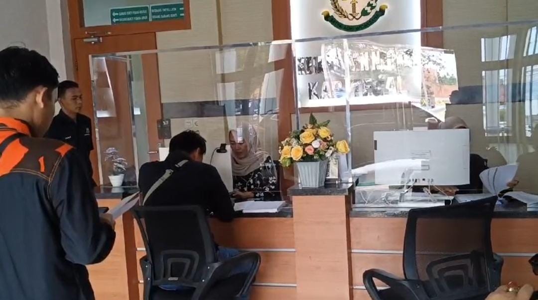 Diduga Sunat Dana Ketahanan Pangan, Pj Kades Grogol Tegal Dilaporkan Warga ke Kejaksaan 