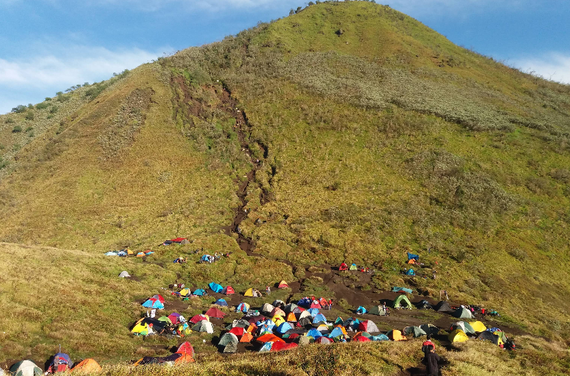 12 Spot Fotografi di Pegunungan Jawa Tengah yang Wajib Dikunjungi Pecinta Alam