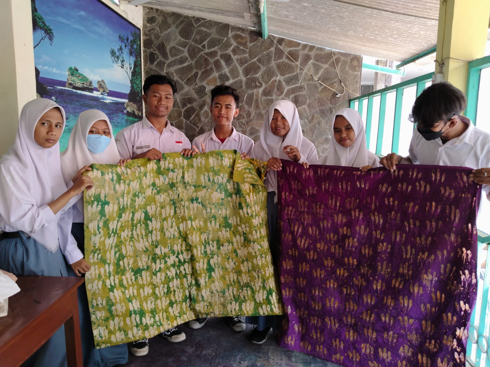 Produksi Batik Cakar, Karya Siswa SLB Manunggal Slawi Unik dan Menarik