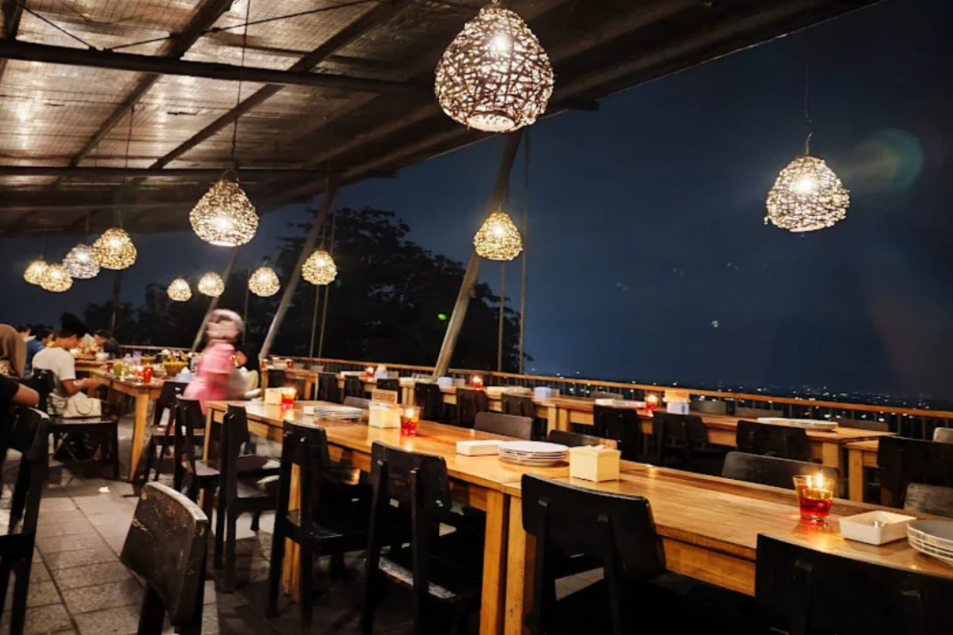 5 Restoran Sunda di Kuningan dan Cirebon yang Paling Enak, Cocok untuk Liburan Keluarga