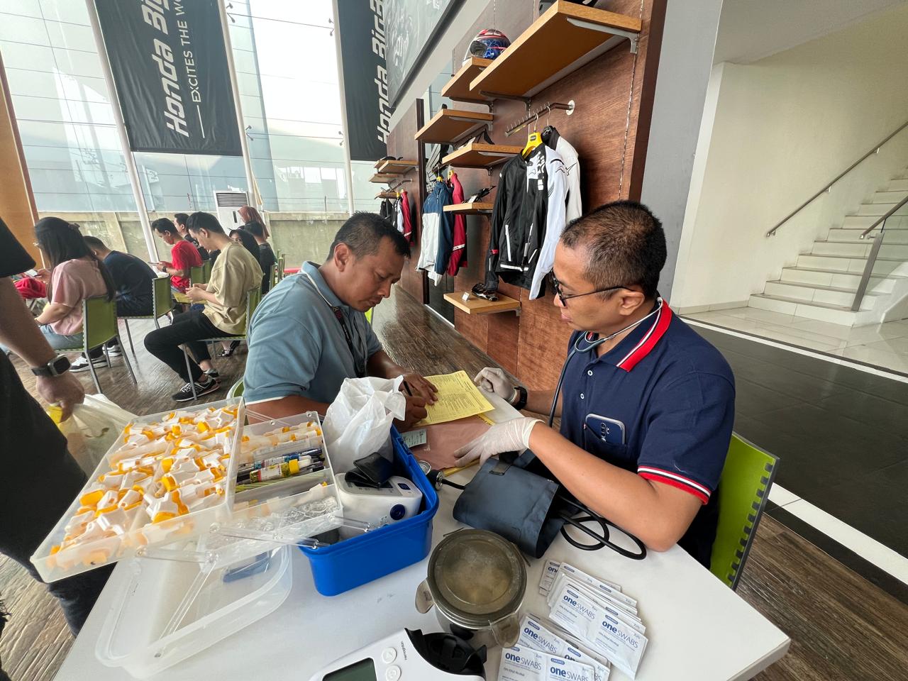 HUT 69 Astra International: Astra Motor Jateng Gelar Aksi Donor Darah di Semarang