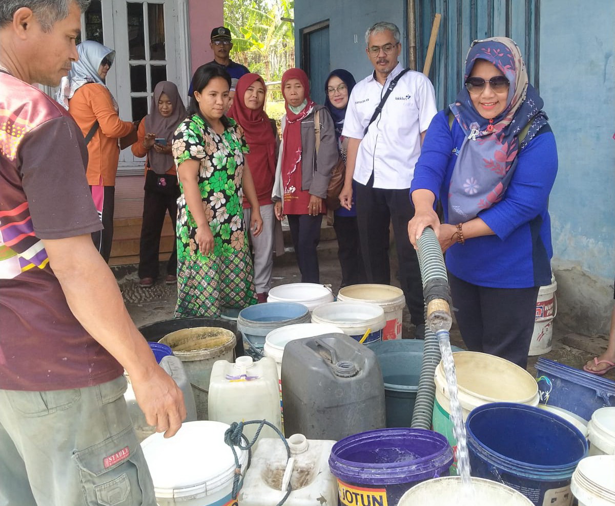 Sumber Air Bersih Warga Lereng Gunung Slamet Mengering, PPKBD Pemalang Gelontorkan Bantuan