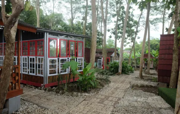 7 Penginapan Murah dekat Wisata Kebumen yang Strategis dan Murah