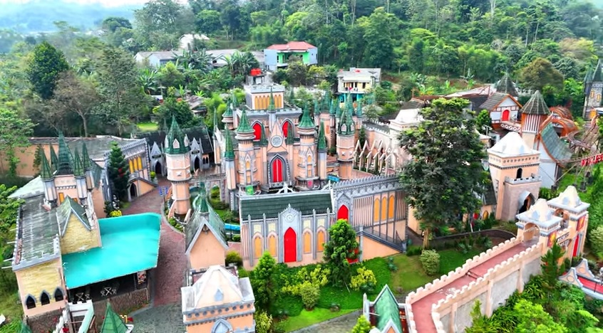 4 Tempat Wisata Lagi Hits di Bogor 2025, Wajib Ajak Keluarga Datang