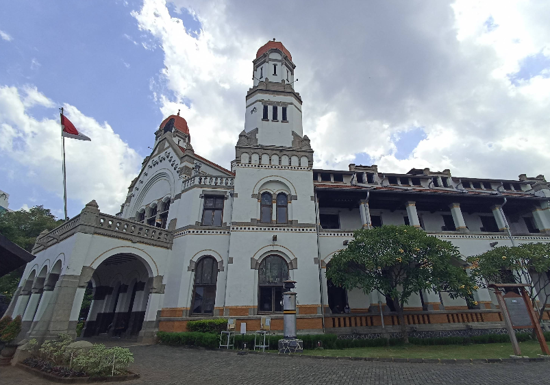 Jejak Sejarah Lawang Sewu, Saksi Bisu Kisah Kereta Api di Semarang