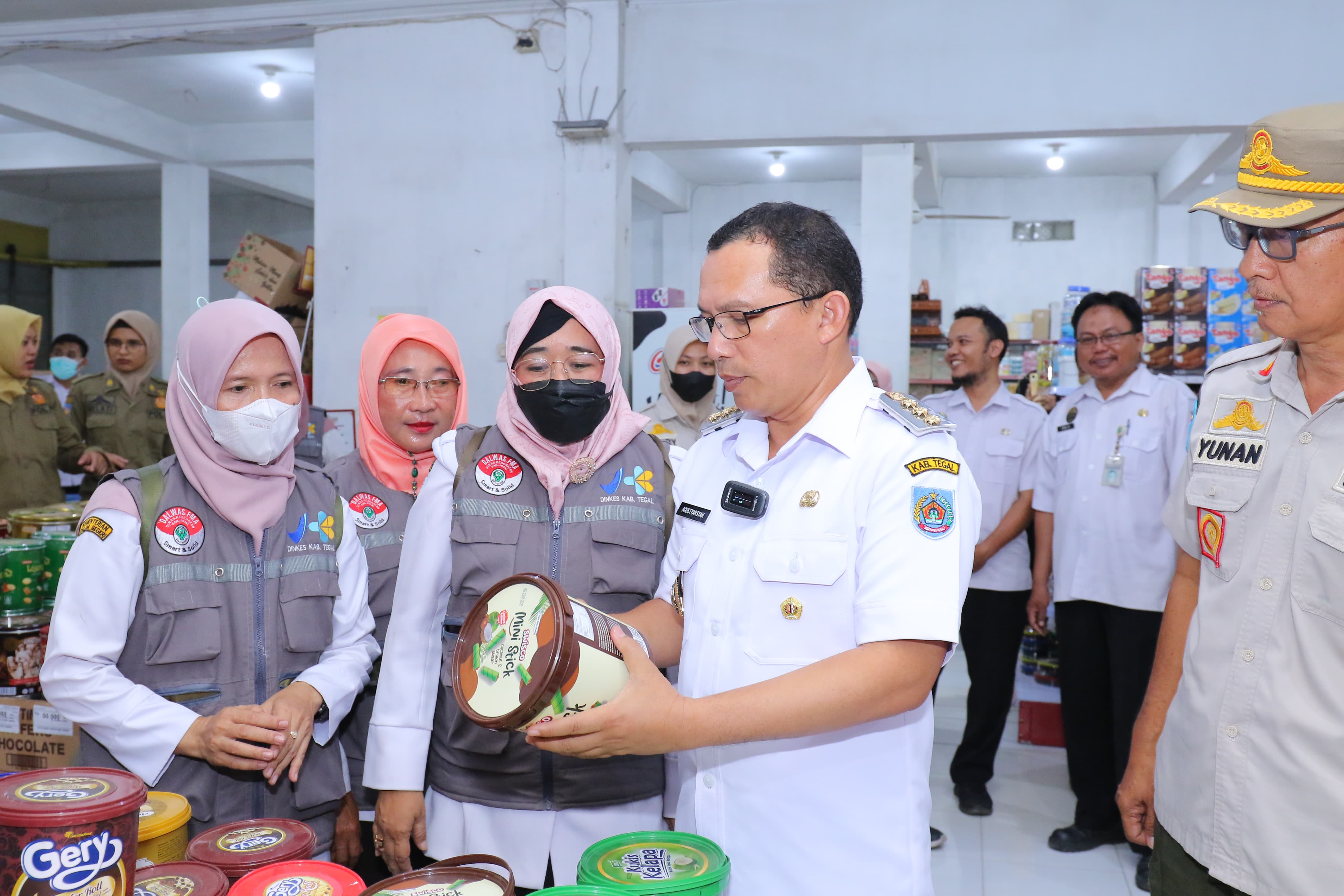 Kemasan Produk Pangan Rusak dan Tanpa Tanggal Kedaluwarsa Ditemukan, Pemkab Tegal Intensifkan Pengawasan 