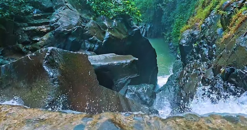 4 Wisata Alam Ikonik yang Eksotis di Bogor, Pelancong Baru Wajib Catat