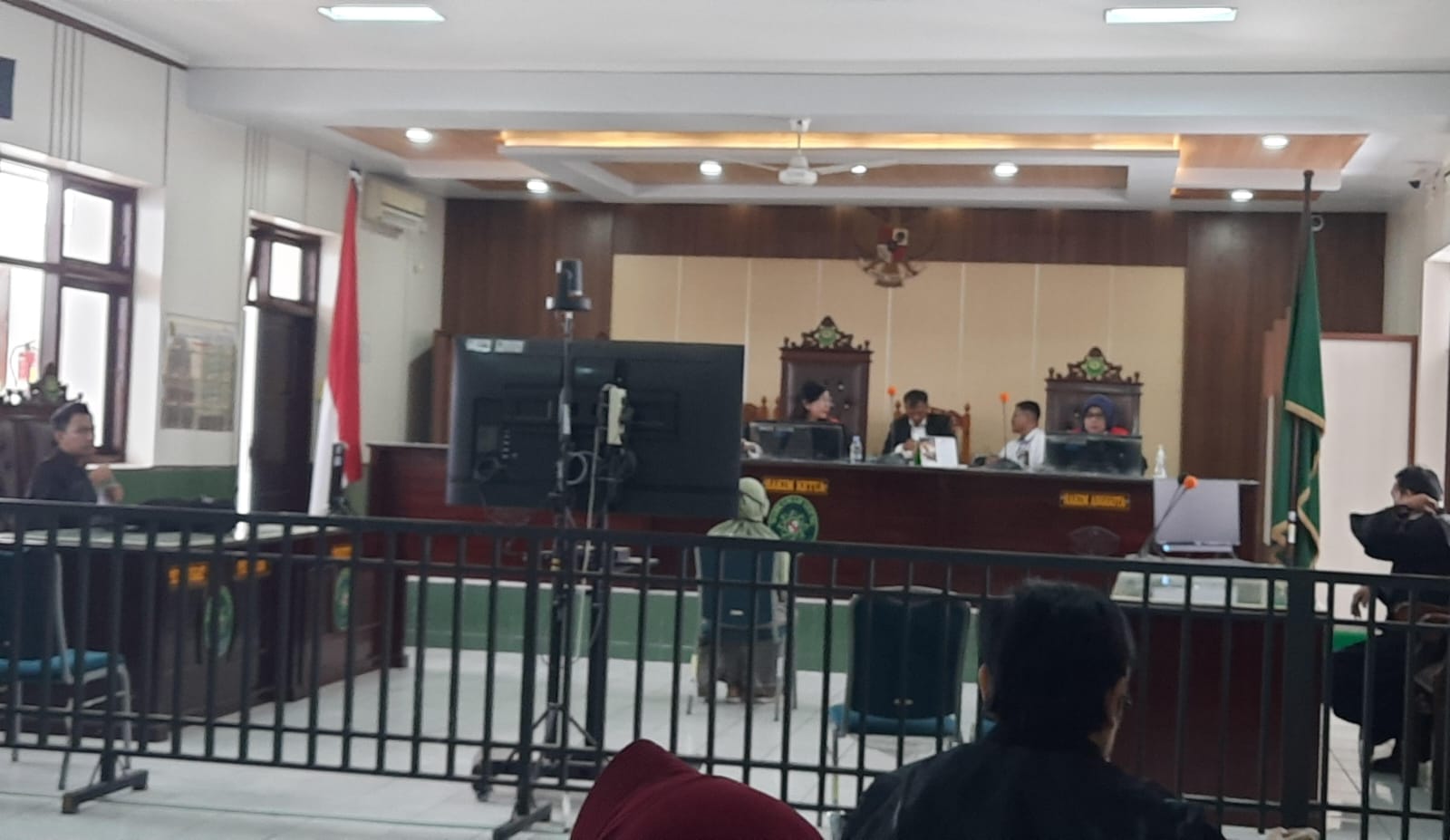 Majelis Hakim Putuskan Sidang Nenek di Tegal Diduga Memalsukan Surat untuk Sertifikat Tanah Dilanjutkan