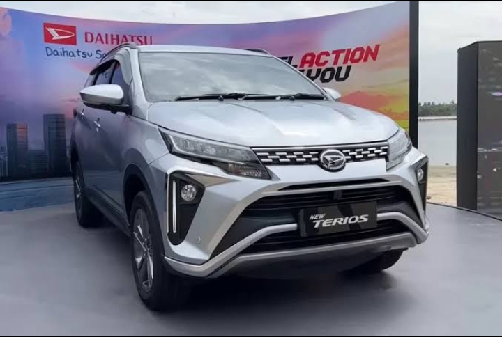 Varian Daihatsu Terios 2023 Miliki Perbedaan Tidak di Interior dan Fiturnya? Simak Penjelasannya