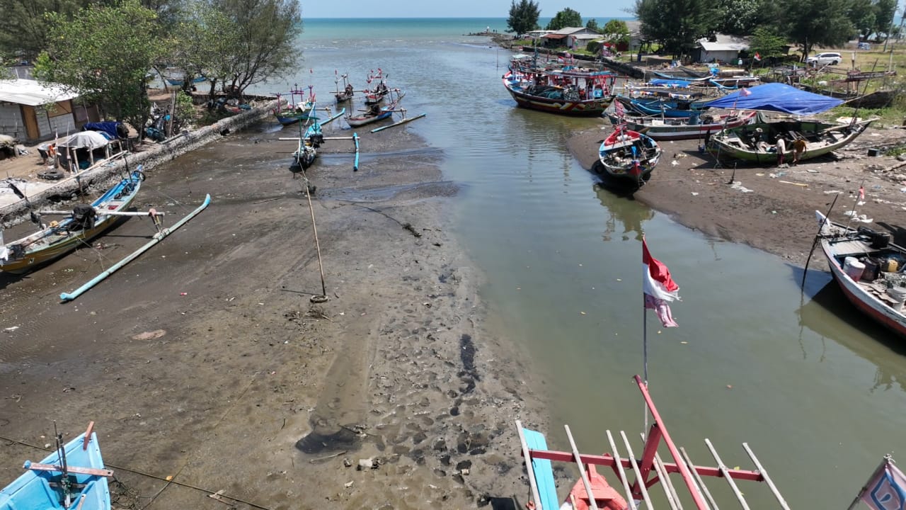 Miris, Pendangkalan Muara Sungai Cenang Tegal Terjadi Hampir 5 Tahun  