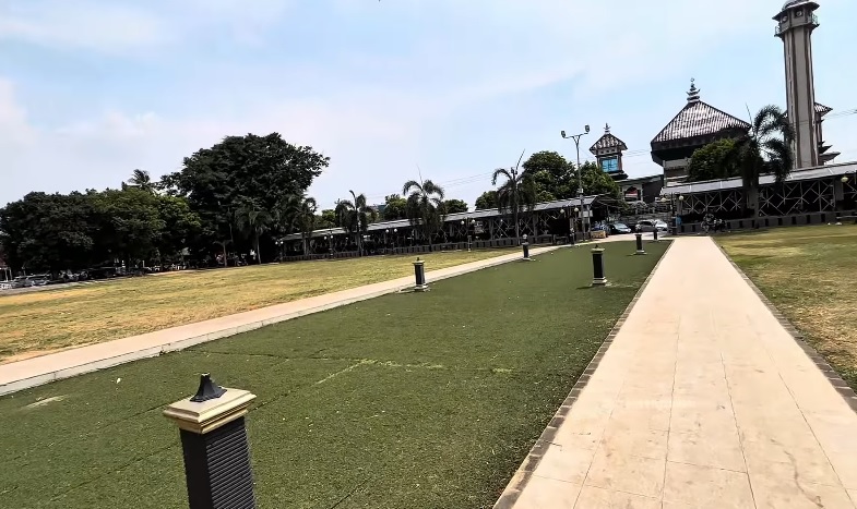 5 Tempat Wisata Gratis di Batang Alternatif Buat Hemat Budget